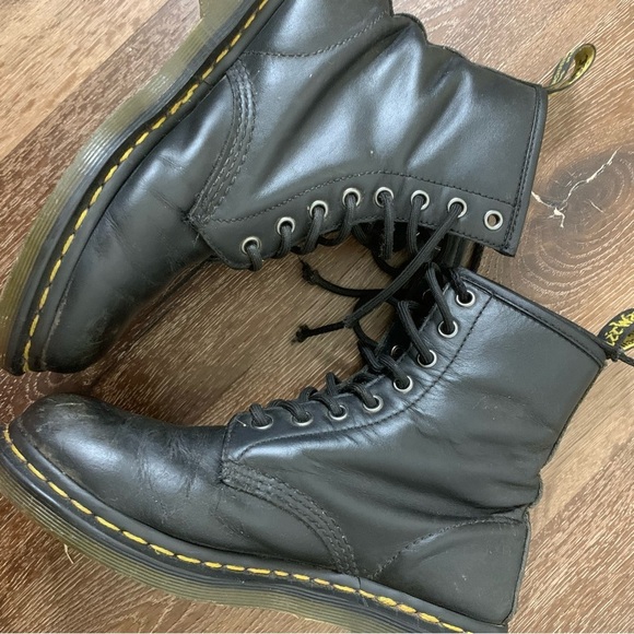 Doc martens womens black 1460 lace up boots 7 - Picture 9 of 12